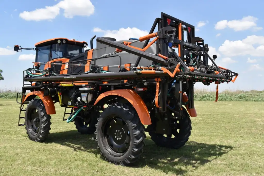 Pulverizador autopropulsado AR 3.0