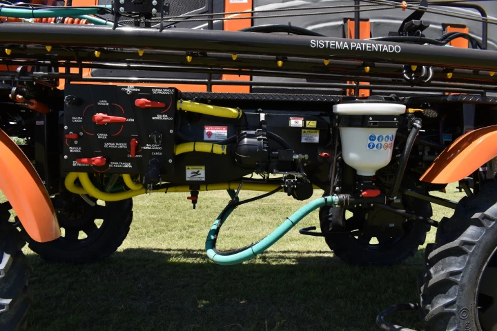 Pulverizador AR 3.4 - Características