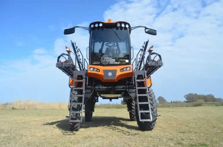 Pulverizador autopropulsado AR 3.6 S3 MC