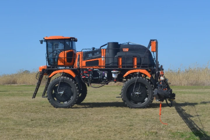 Pulverizador autopropulsado AR 3.6 S3 MC